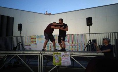 CHARLA Y EXHIBICION DE KRAV MAGA EN EL BARRIO LOGROÑES DE MADRE DE DIOS